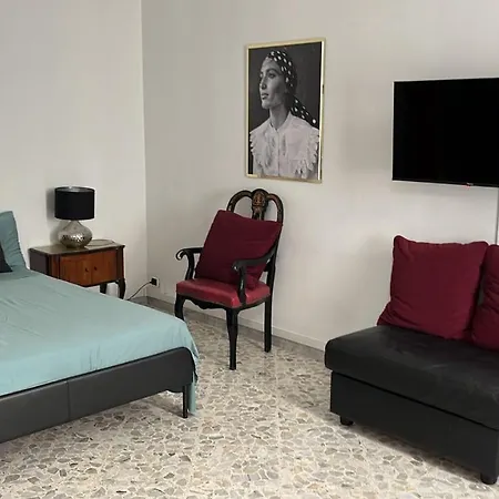 Apartment Intero 4 Da Letto 3 Bagni 12 Posti Letto Cado Dalle Nubi Bari